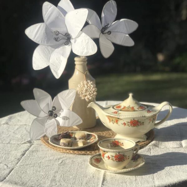 clase flores con alambre y papel