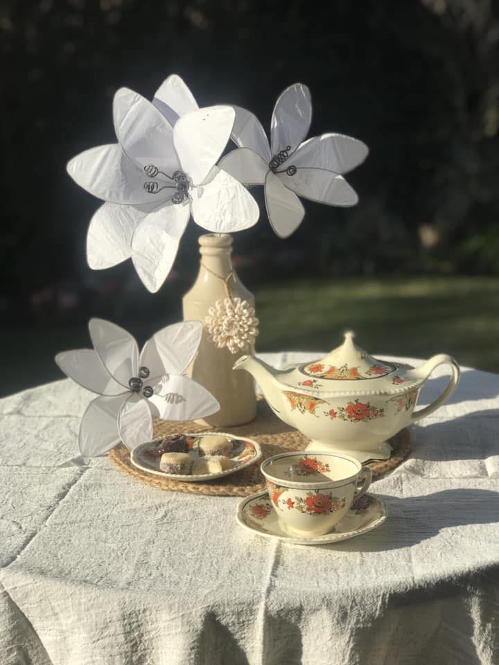 clase flores con alambre y papel